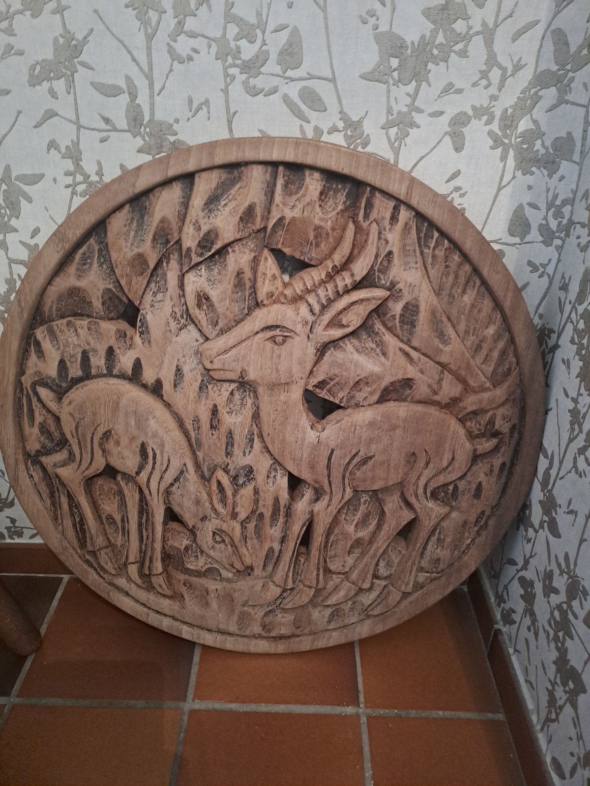 beau panneau mural en bois lourd., Mammifère, Bois, Brun, Fait main