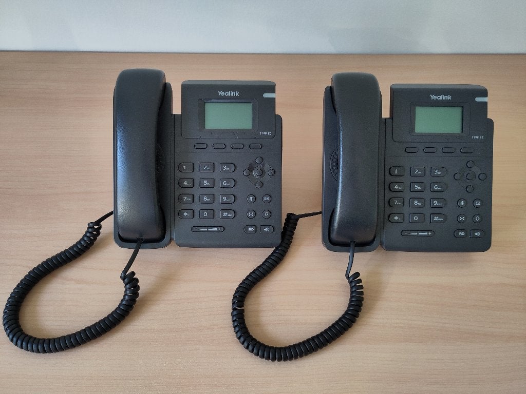 Yealink T19P E2 VoIP telefoon (x2), Enlèvement, Utilisé