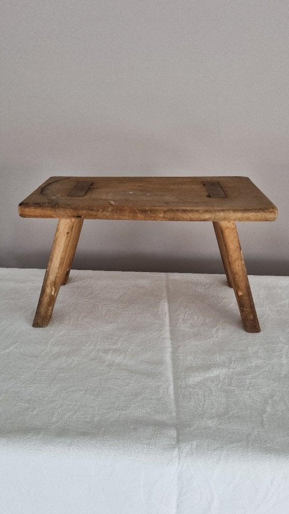 Tabouret à lait en bois rustique vintage, Maison & Meubles, Tabourets, Enlèvement ou Envoi, Utilisé, Bois