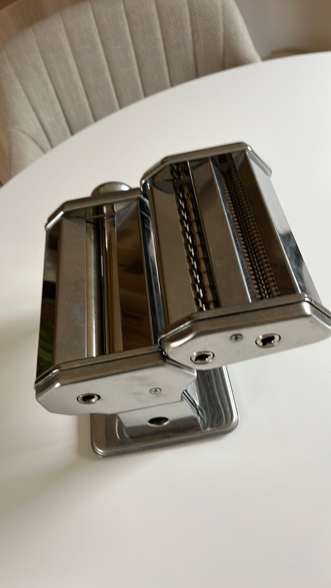 Machine à pâtes (manque petite manivelle), Maison & Meubles, Machine à pâtes, Enlèvement, Comme neuf