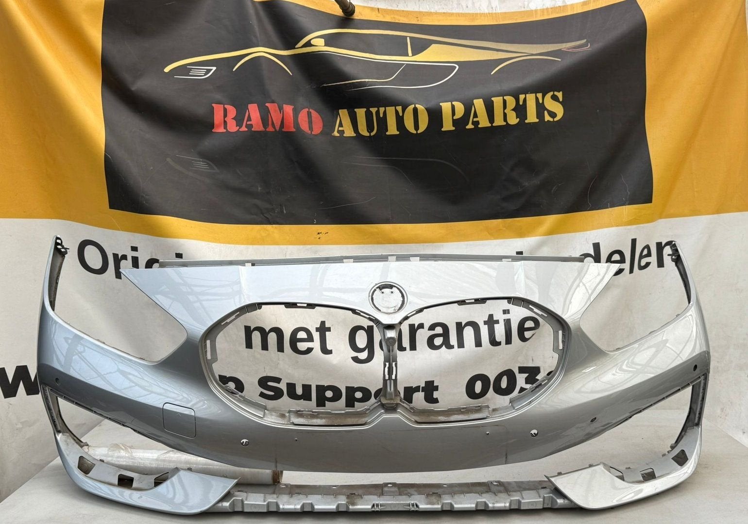 BMW 1 III F40 SPORT LINE 19-VOORBUMPER 6 PDC 7459708, Gebruikt, -, Voor, -