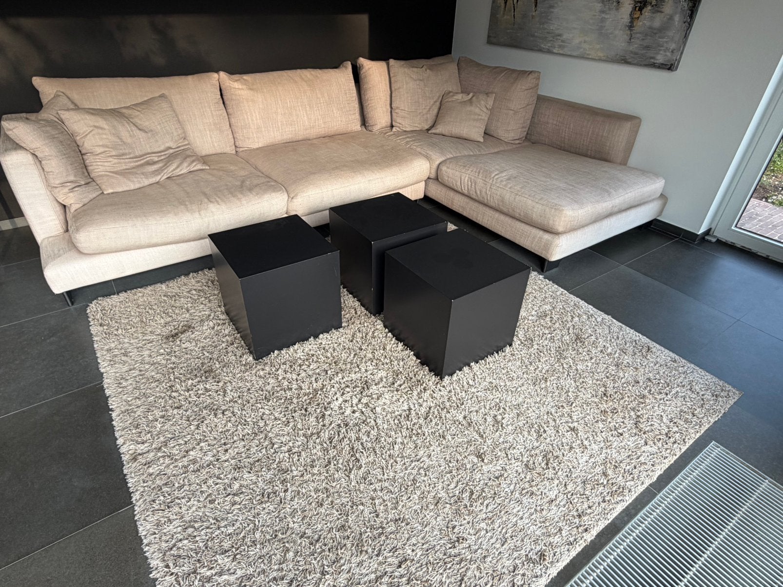 Zithoek beige + tapijt beige + 3 zwarte blokjes (salontafel), Enlèvement, Utilisé, Tissus, Modern