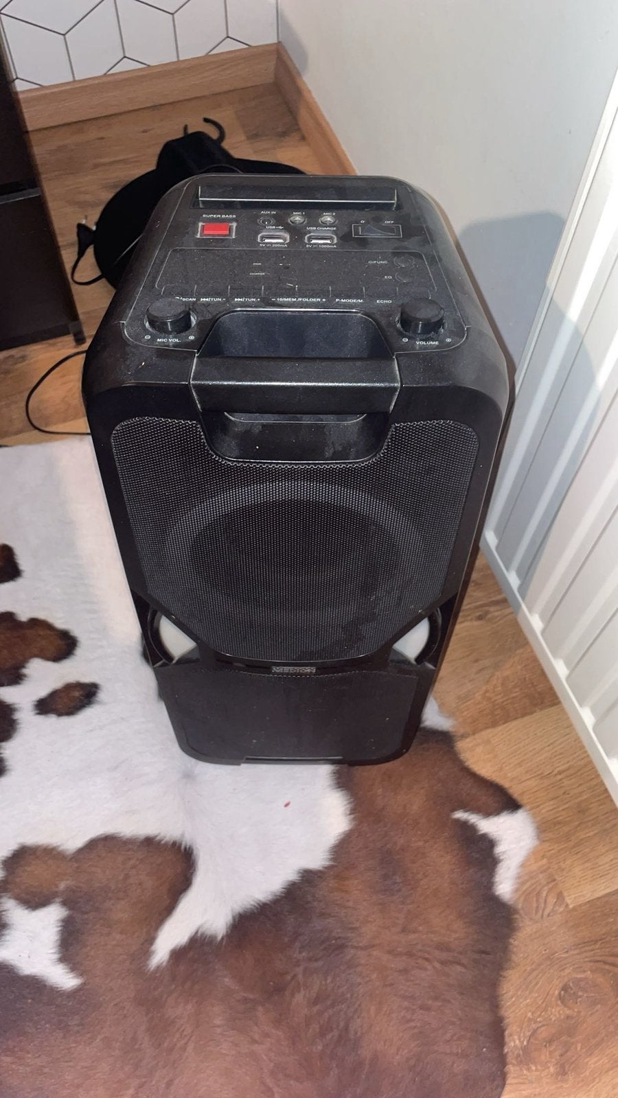 Medion Box 60cm, Ophalen, Zo goed als nieuw, Complete set