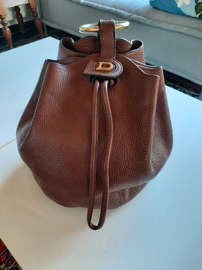 Delvaux, Rose des Vents, bruin gekorreld leder, Handtassen en Accessoires, Tassen | Damestassen, Ophalen, Zo goed als nieuw, Bruin