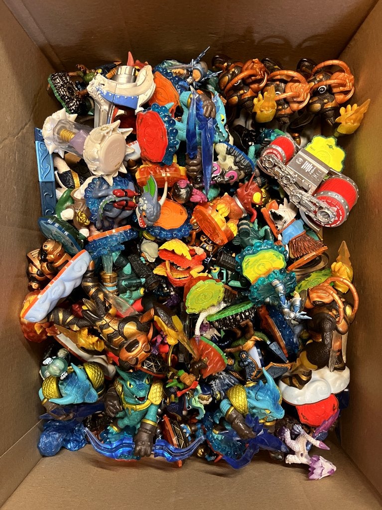 KAPOT skylanders lot 100 stuks, Games en Spelcomputers, Games | Nintendo Wii, Gebruikt, Avontuur en Actie, 2 spelers, Vanaf 7 jaar