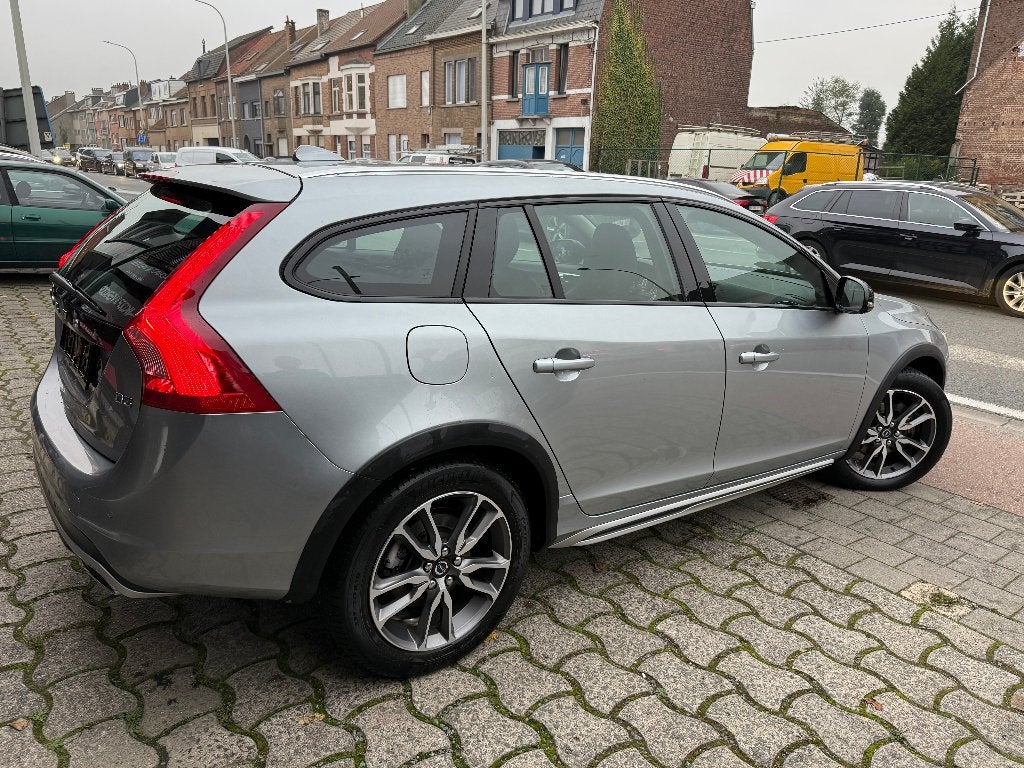 Volvo V60 Cross Country 2.0 D3 Xenon Cruise * Volvo Carnet, Auto's, Automaat, Leder, 5 deurs, Te koop