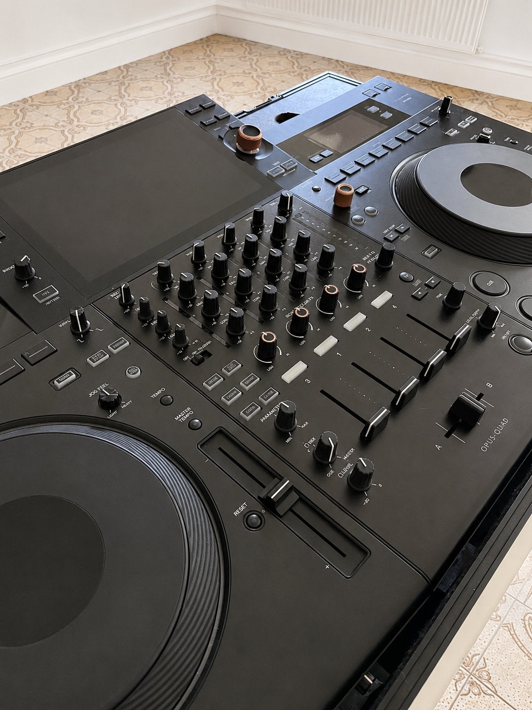 Pioneer Opus Quad + flightcase, Muziek en Instrumenten, Dj-sets en Draaitafels, Ophalen, Zo goed als nieuw, Pioneer
