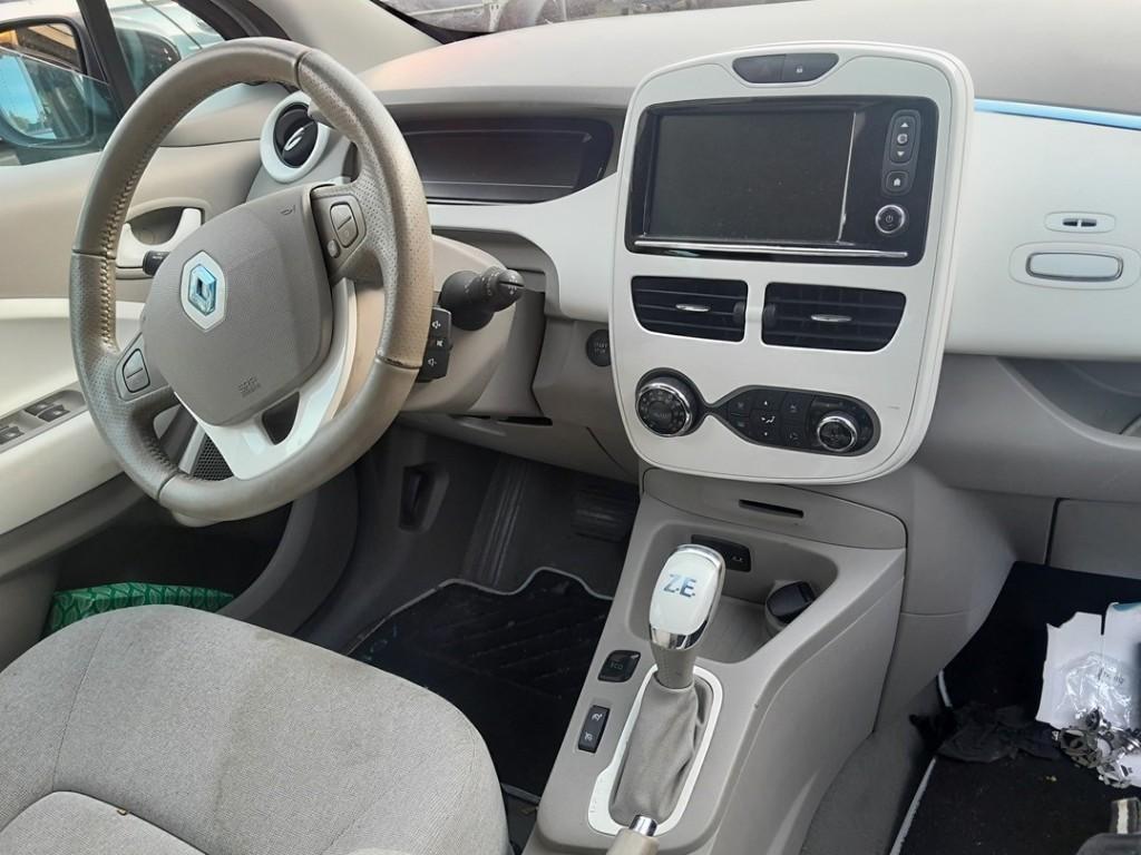 RADIO Renault Zoé (AG) (01-2012/-) (281151559R), Gebruikt, Renault