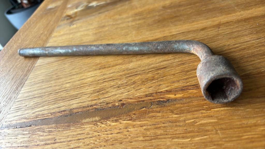Wielsleutel (doos 57), Auto diversen, Autogereedschap, Ophalen, Zo goed als nieuw
