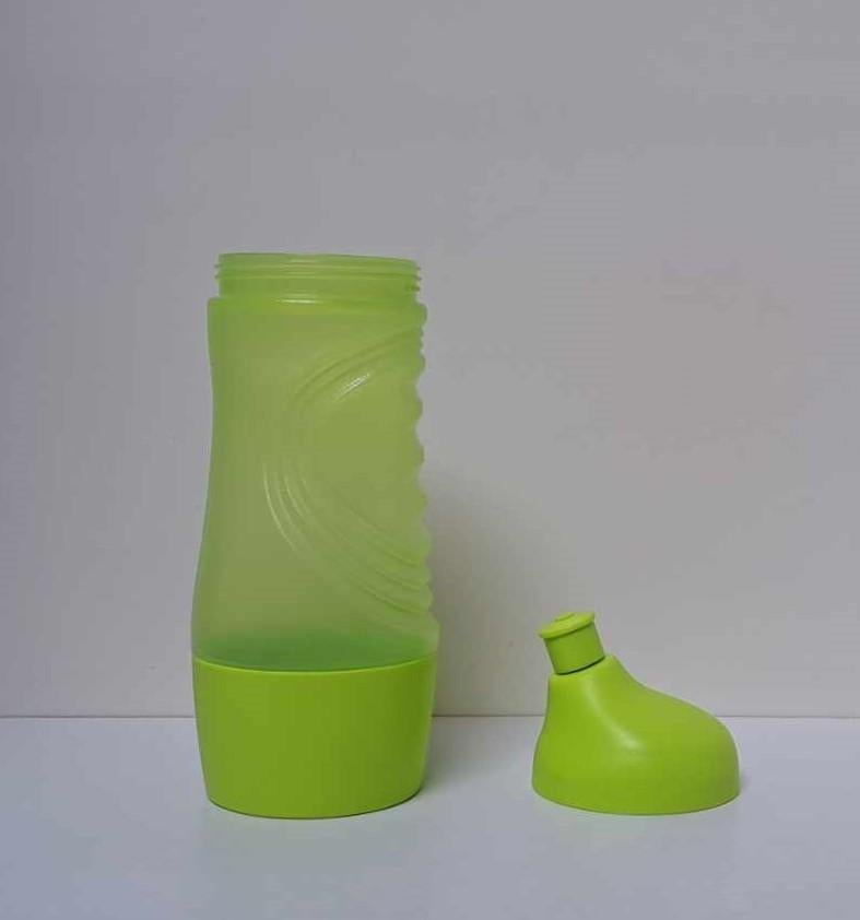 Tupperware™ « Bouteille - Gourde Sport » vert, Envoi, Neuf, Vert, Récipient ou Bol