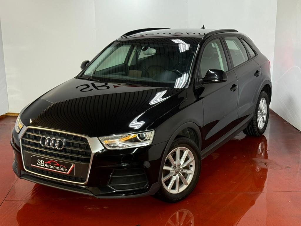 Audi Q3 Q3 2.0 TDi // BI-XENON // GPS // GARANTIE //, Auto's, Audi, Euro 5, 4 cilinders, Zwart, Bedrijf