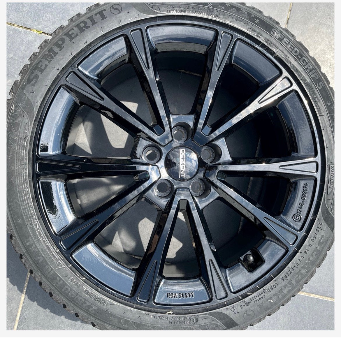 Dezent velgen zwart 5 x 112 Nieuw! 225 x 40 R18, Auto-onderdelen, Ophalen, Winterbanden, Velg(en)