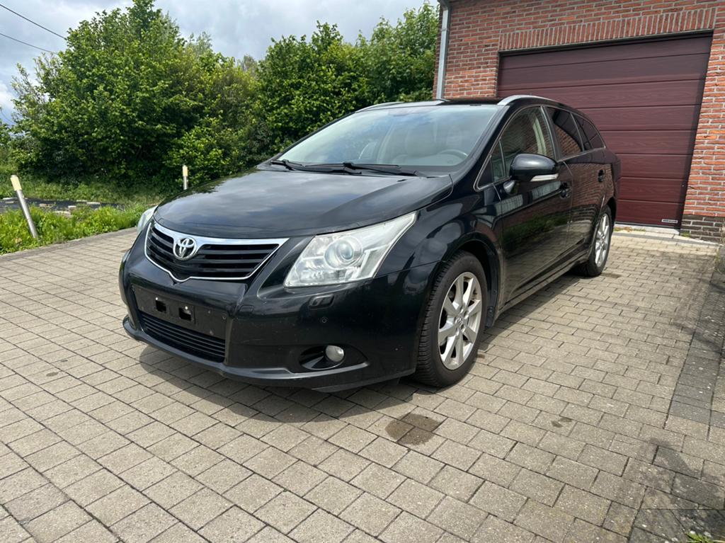 Toyota Avensis 1.8i 2010/270.000km/Automaat, Auto's, Toyota, Avensis, Beige, Leder, 5 deurs