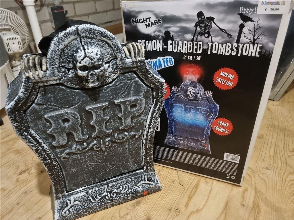 Halloween grafsteen / zerk [beweegd, maakt geluid en licht o, Ophalen of Verzenden, Zo goed als nieuw