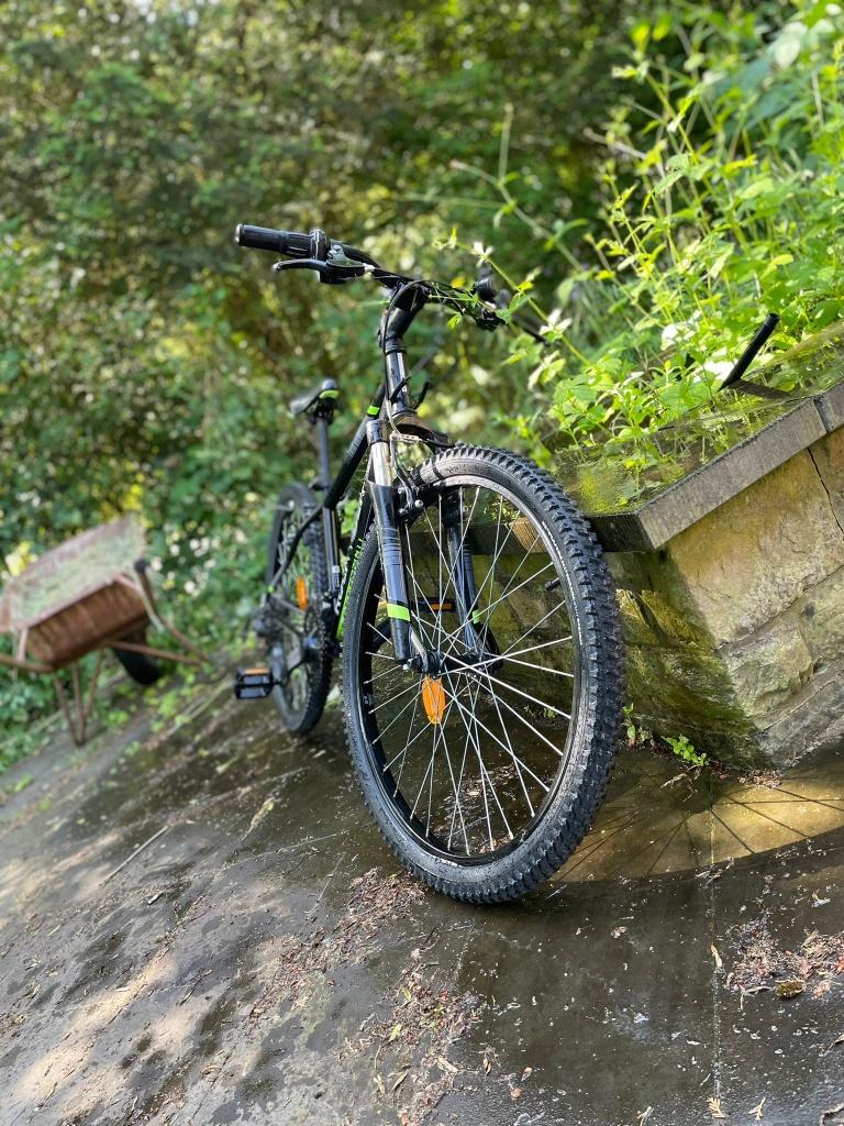 RockRider ST500 zwarte mountainbike, Fietsen en Brommers, Ophalen, 24 inch, Velgrem, Versnellingen