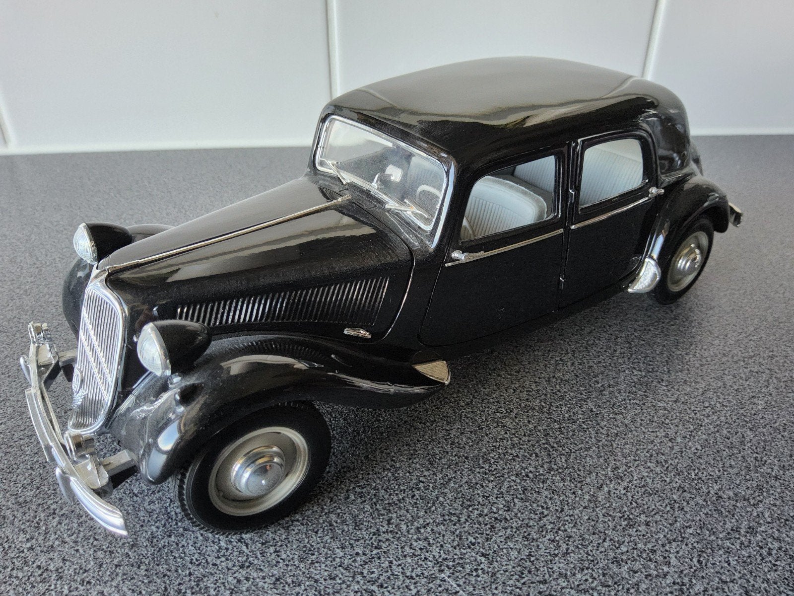 Citroën Traction., Ophalen of Verzenden, Maisto