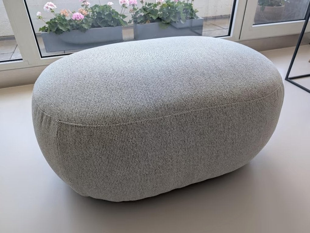 Nieuwe poef van Juntoo, Ophalen, Nieuw, 75 tot 100 cm, Stof