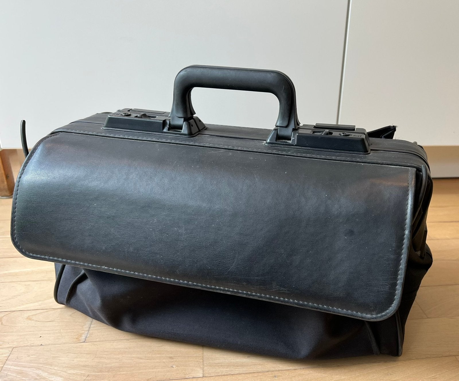 Medische tas Rusticana, Ophalen, Gebruikt