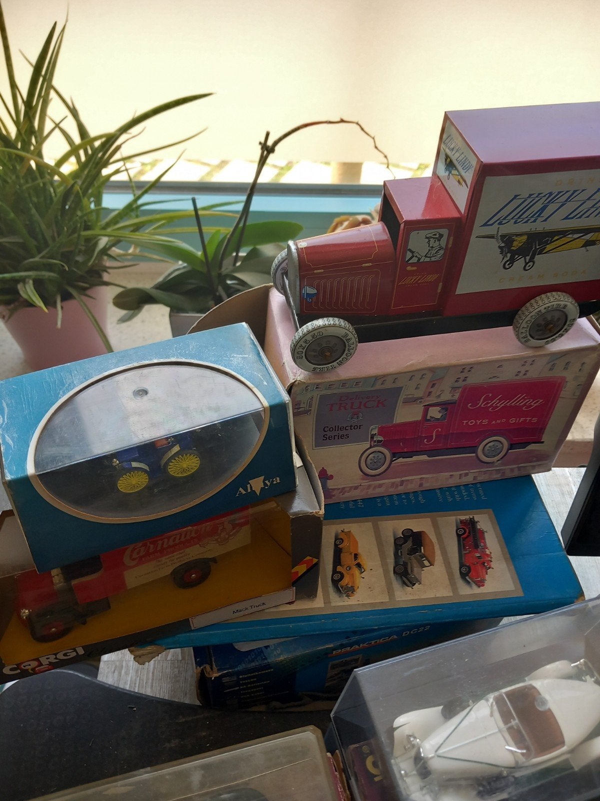 Diverse oldtimers, Enlèvement ou Envoi