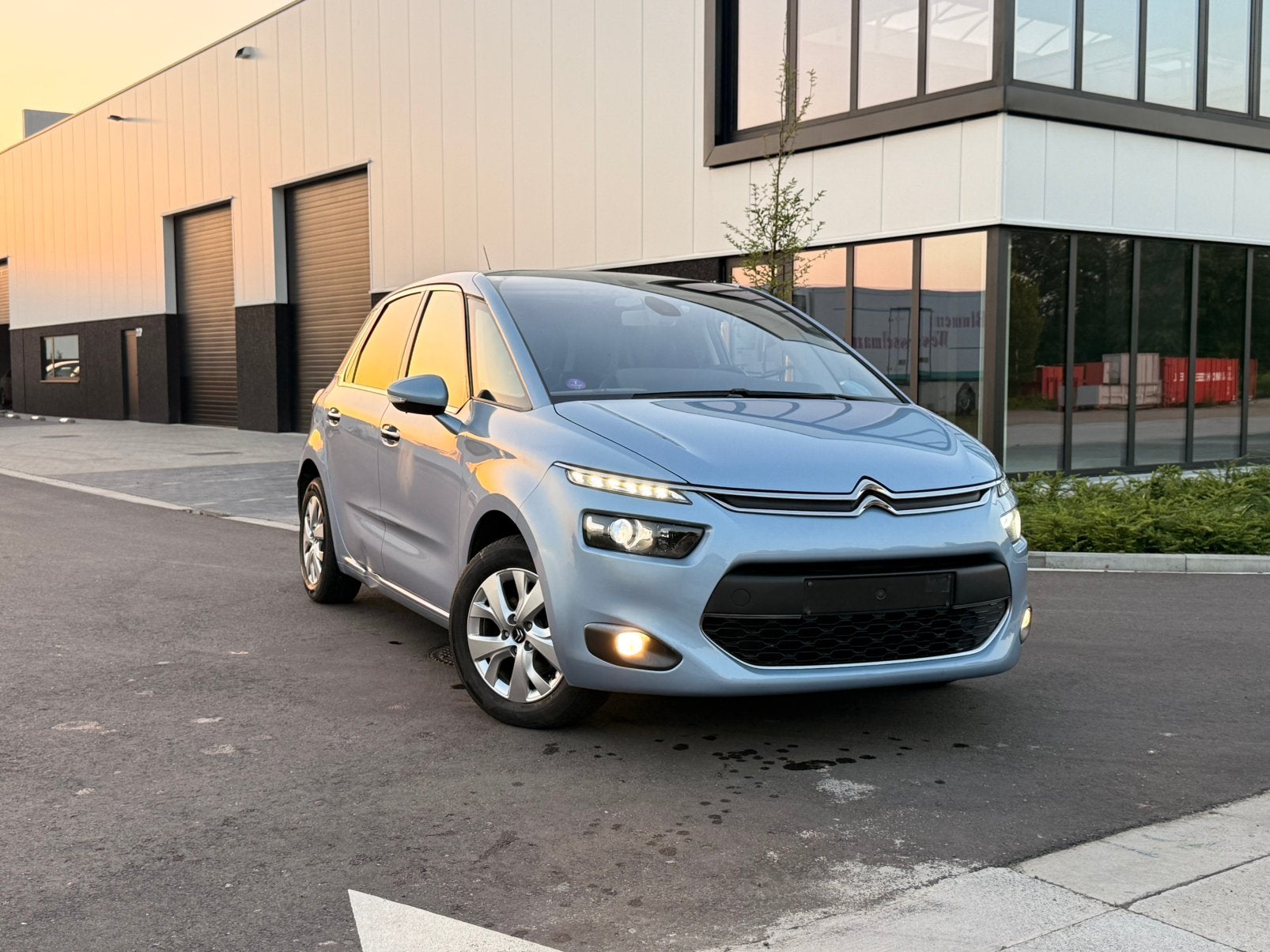 Citroen C4 Picasso - 1.2 Benzine - Gekeurd, Auto's, Monovolume, Euro 6, https://public.car-pass.be/vhr/f4727cde-e4e0-43ea-99dd-50a17e3aca0d
