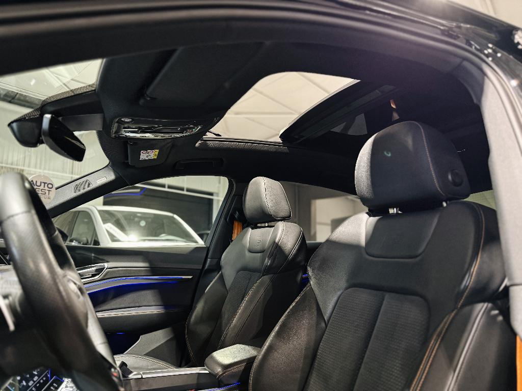 Audi E-Tron 50 Sportback Quattro S-Line ‘Black Edition’, Auto's, Automaat, 230 kW, Zwart, 5 zetels