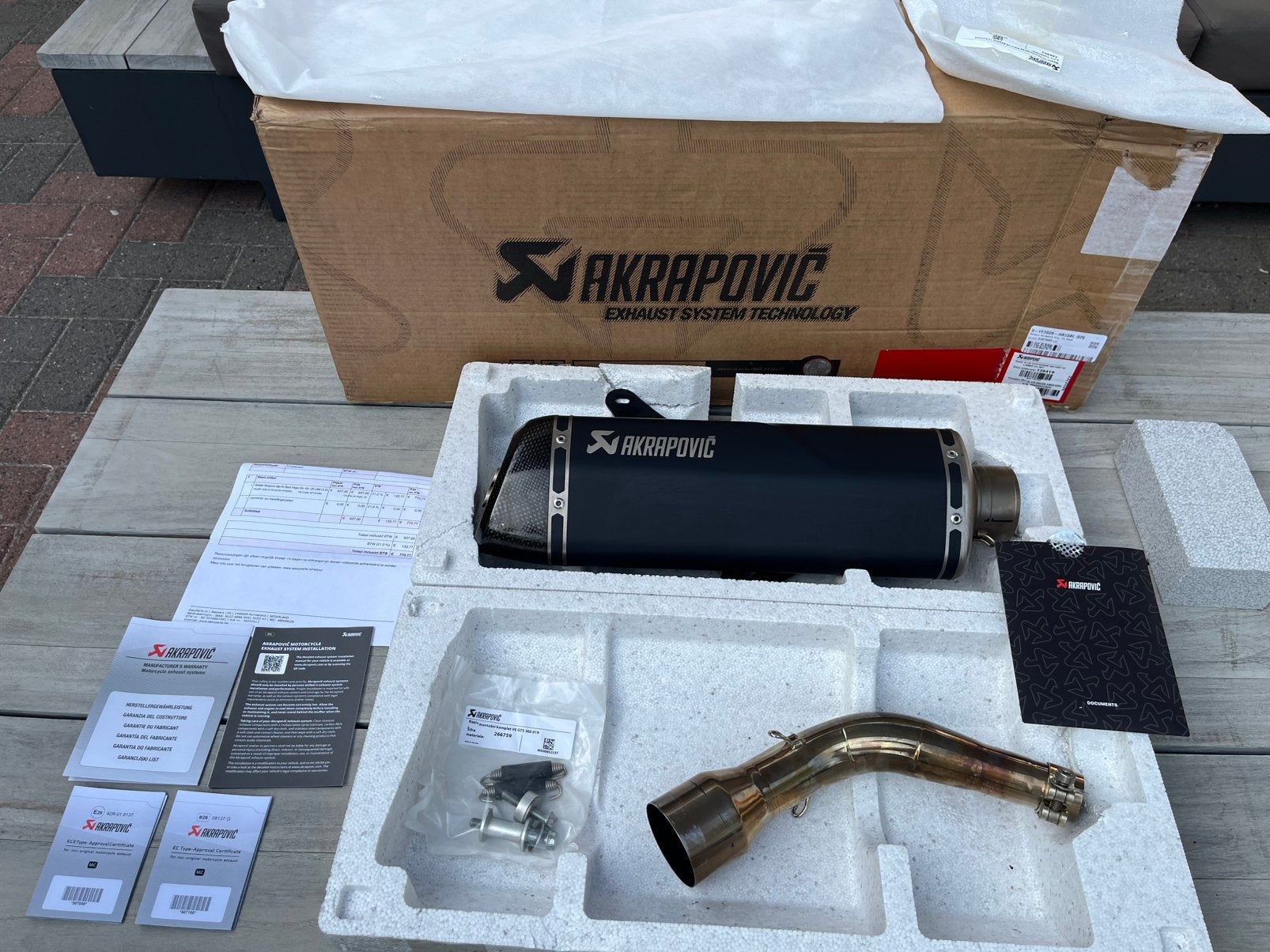 Vespa gts akrapovic uitlaat, Ophalen
