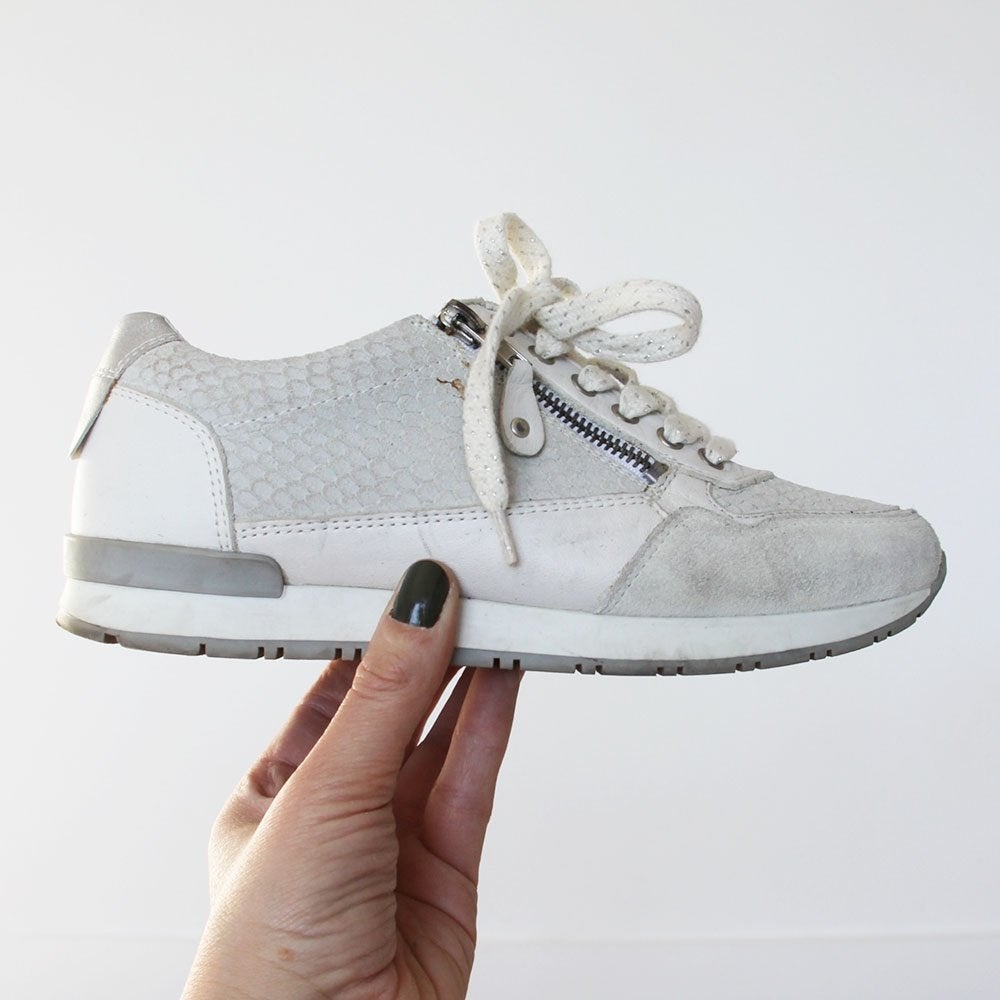Très belles baskets en cuir -S12 (taille 37) €60, -, ANDERE, Enlèvement ou Envoi, Autres couleurs, Sneakers et Baskets