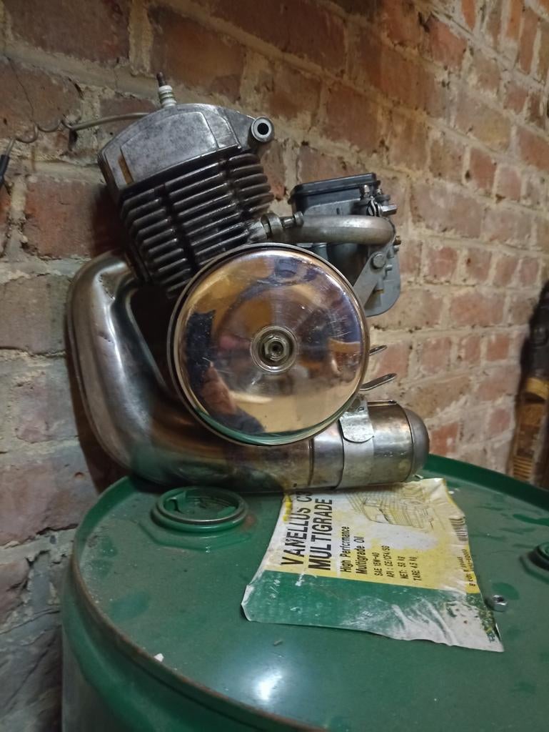 Motor voor motobecane AV50, Fietsen en Brommers, Ophalen, Carburateur