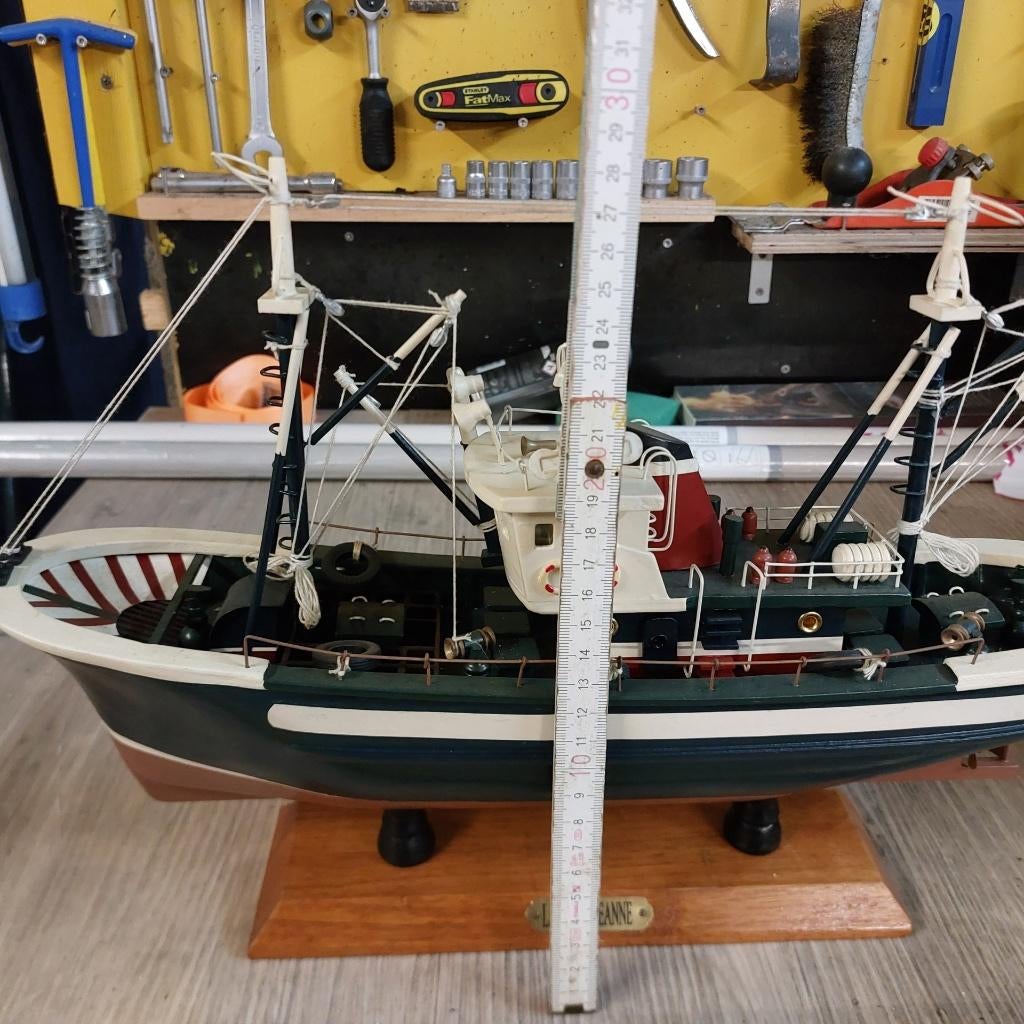 houten boot, Hobby en Vrije tijd, Modelbouw | Boten en Schepen, Ophalen, Zo goed als nieuw