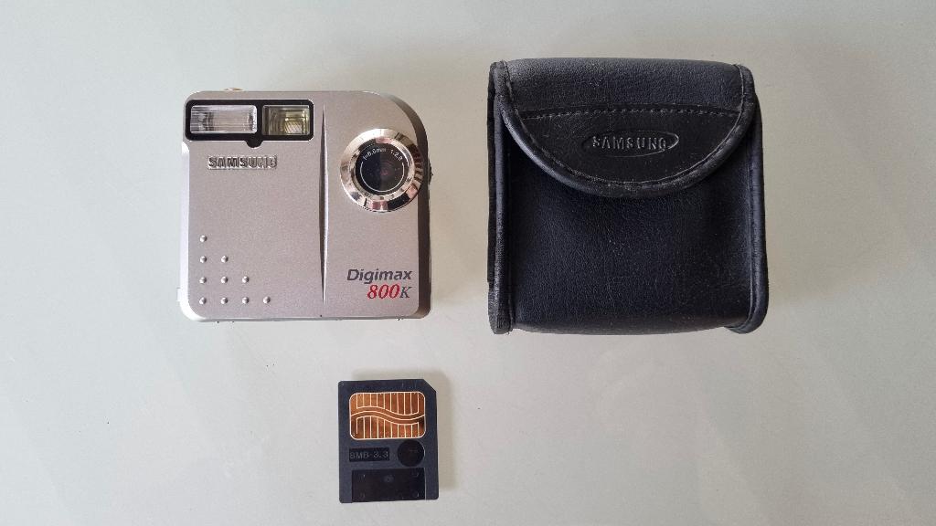 Vintage/Samsung Digimax 800K, Verzamelen, Foto-apparatuur en Filmapparatuur, Ophalen of Verzenden, 1980 tot heden, Fototoestel