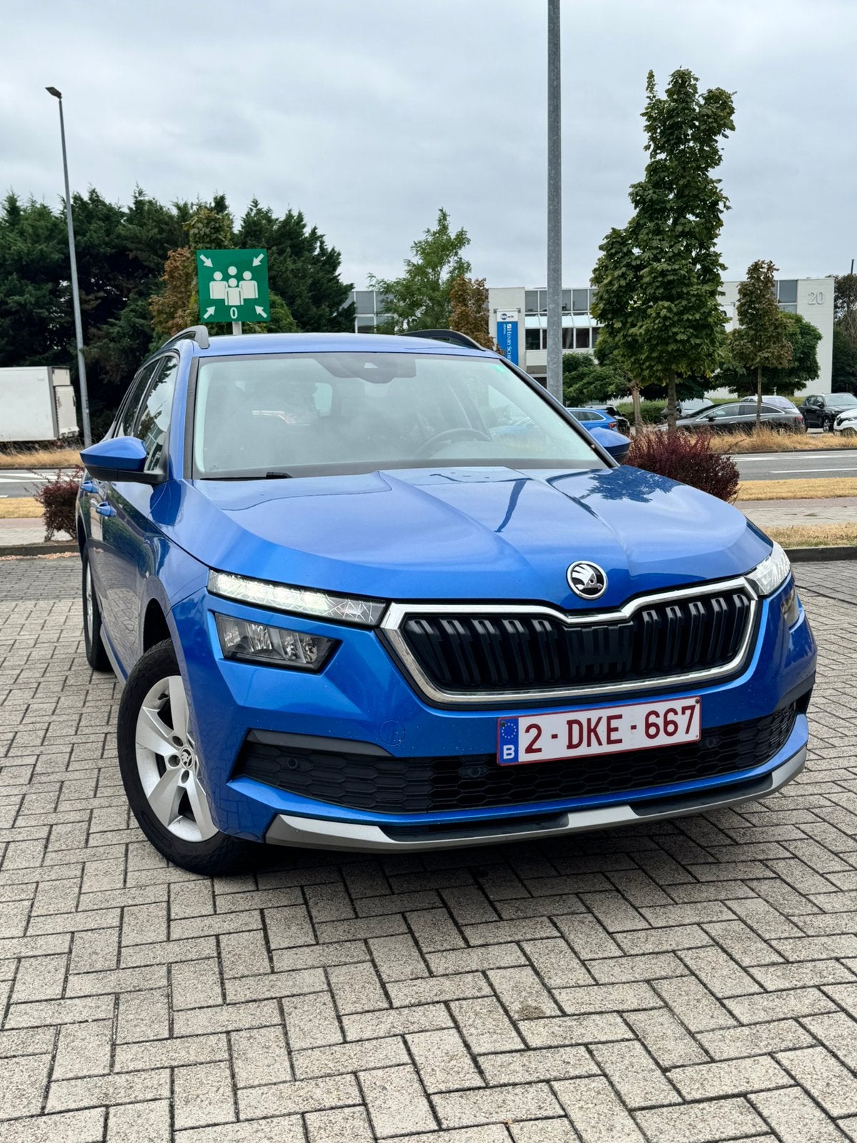 Skoda Kamiq 1.0 TSİ Ambition DSG automaat, Auto's, Skoda, Stof, Blauw, Particulier, Dealer onderhouden