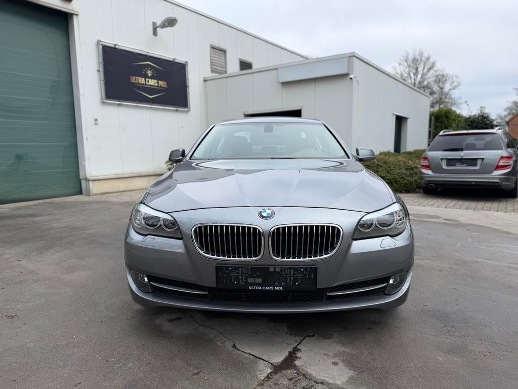 BMW 520D Automaat/Euro 5/Navi/Leder/Nieuwe Staat/GEKEURD, Auto's, BMW, Automaat, Euro 5, Lichtsensor, https://public.car-pass.be/vhr/88b95971-fc63-4f6c-b7ec-5c34464c6dac
