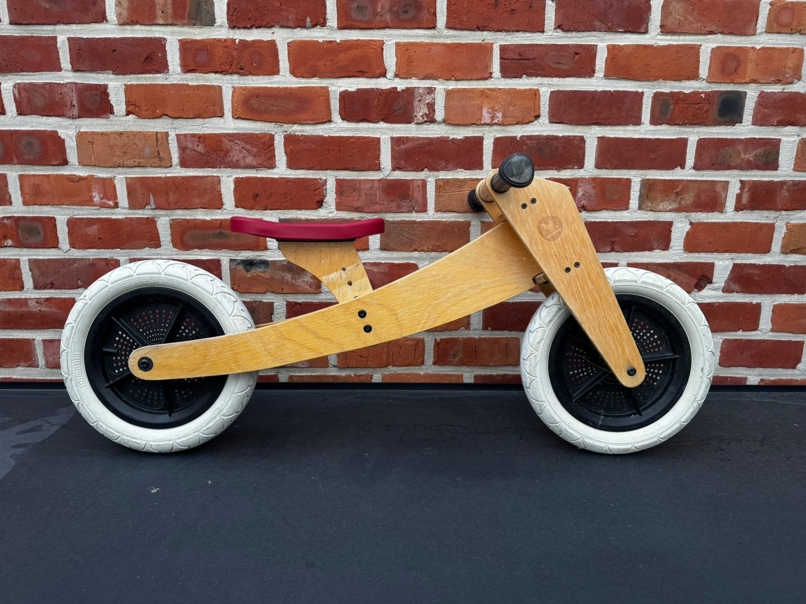 Wishbone Loopfiets 3 in 1, Ophalen, Zo goed als nieuw, Loopfiets