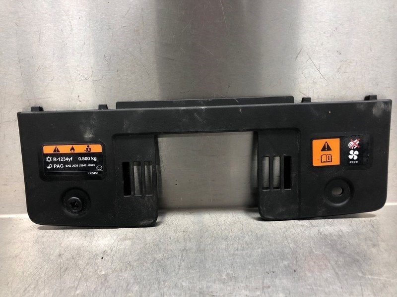 CACHE PLAQUE Nissan Micra (K13) (|TK4856381|), Utilisé, Nissan