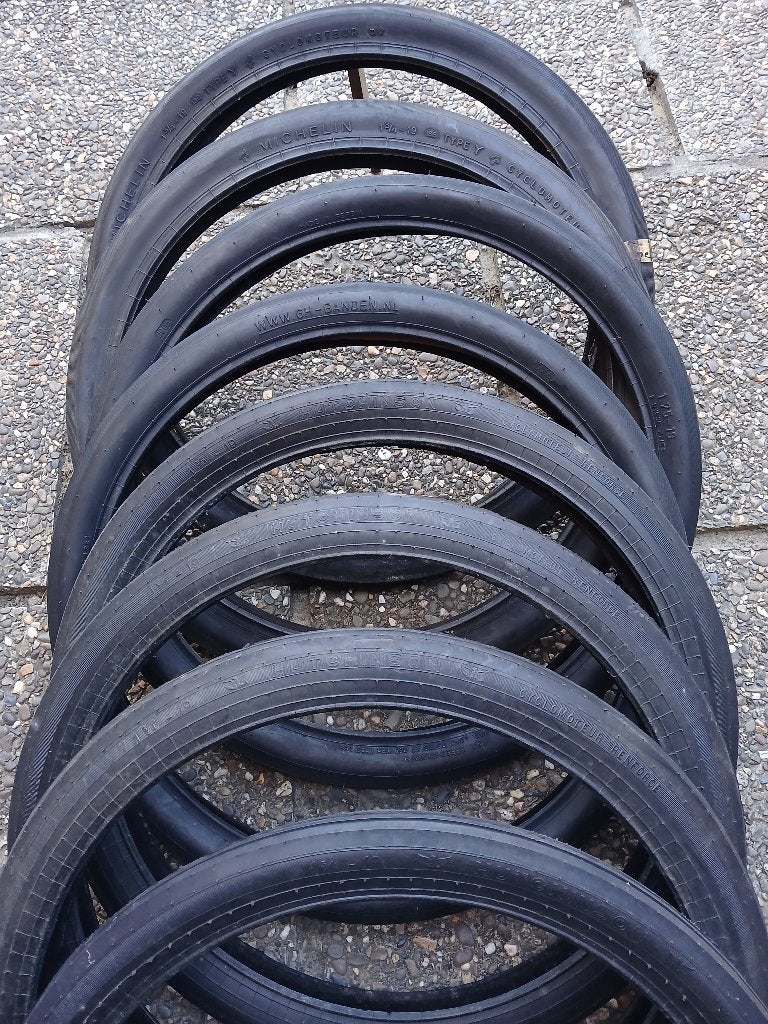 SOLEX BANDEN 8 STUK NIEUW, Fietsen en Brommers, Brommeronderdelen | Oldtimers, Ophalen, Nieuw, Overige typen, Overige merken