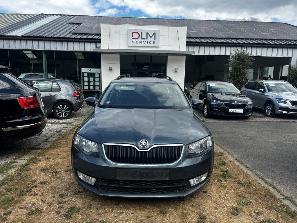 Skoda Octavia 1.2 tsi 110CV 05/2016 MARCHAND EXPORT, Autos, Skoda, 1197 cm³, Argent ou Gris, Achat, Euro 6