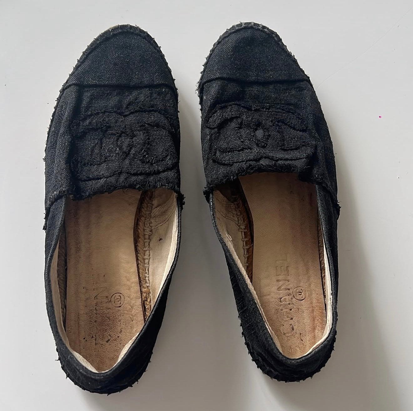 Chanel espadrilles van zwart canvas maat 41 maar plus één 39, Ophalen of Verzenden, Zo goed als nieuw
