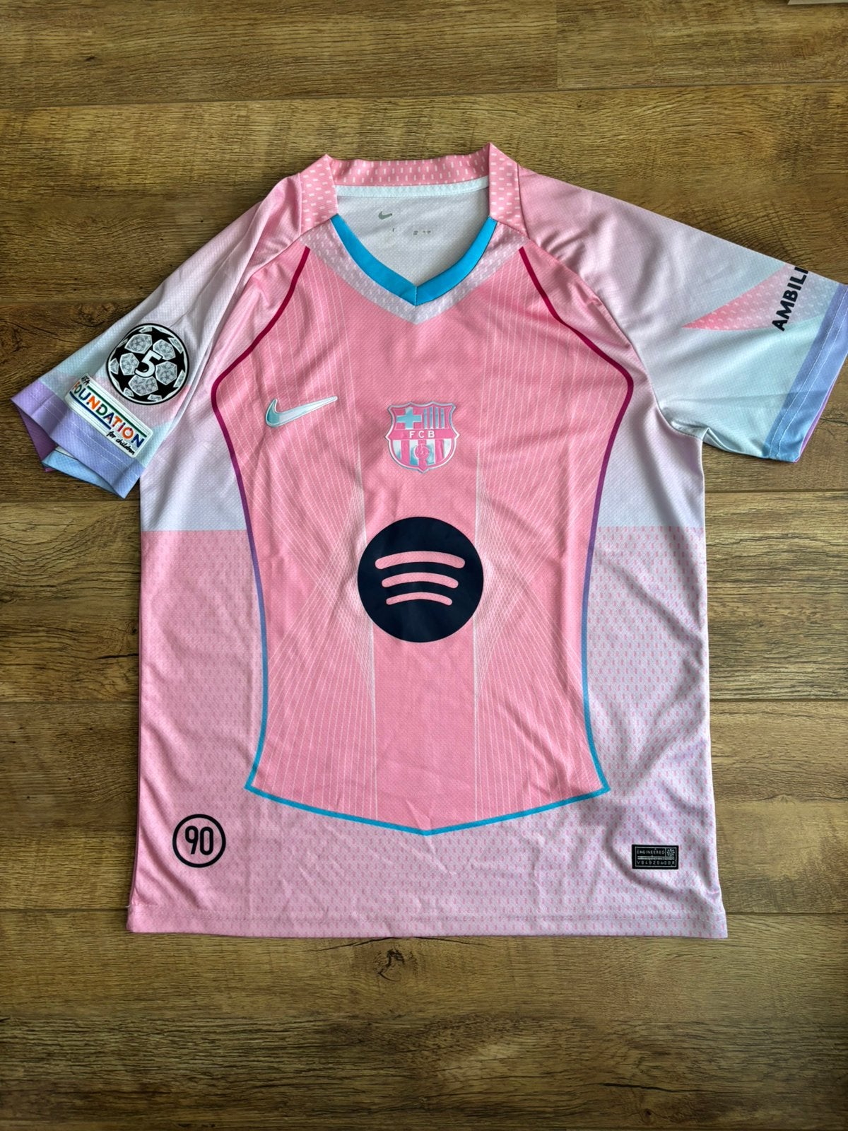 Maillot du FC Barcelone, Sports & Fitness, Football, Taille M, Enlèvement ou Envoi, Comme neuf, Maillot