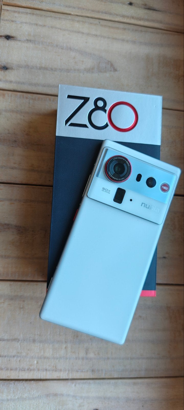 Nubia Z80 Ultra, Ophalen