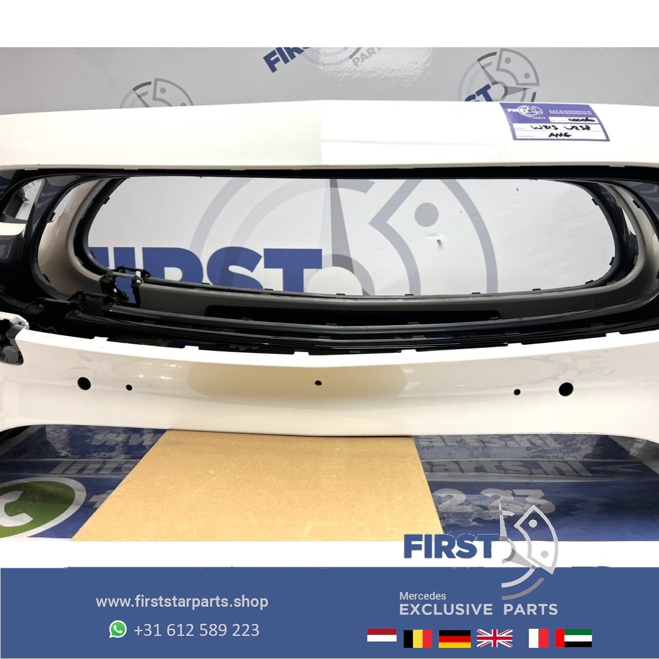 W213 C238 AMG Voorbumper Mercedes E Klasse 2022 bumper PDC F, Gebruikt, -, Voor, Ophalen of Verzenden
