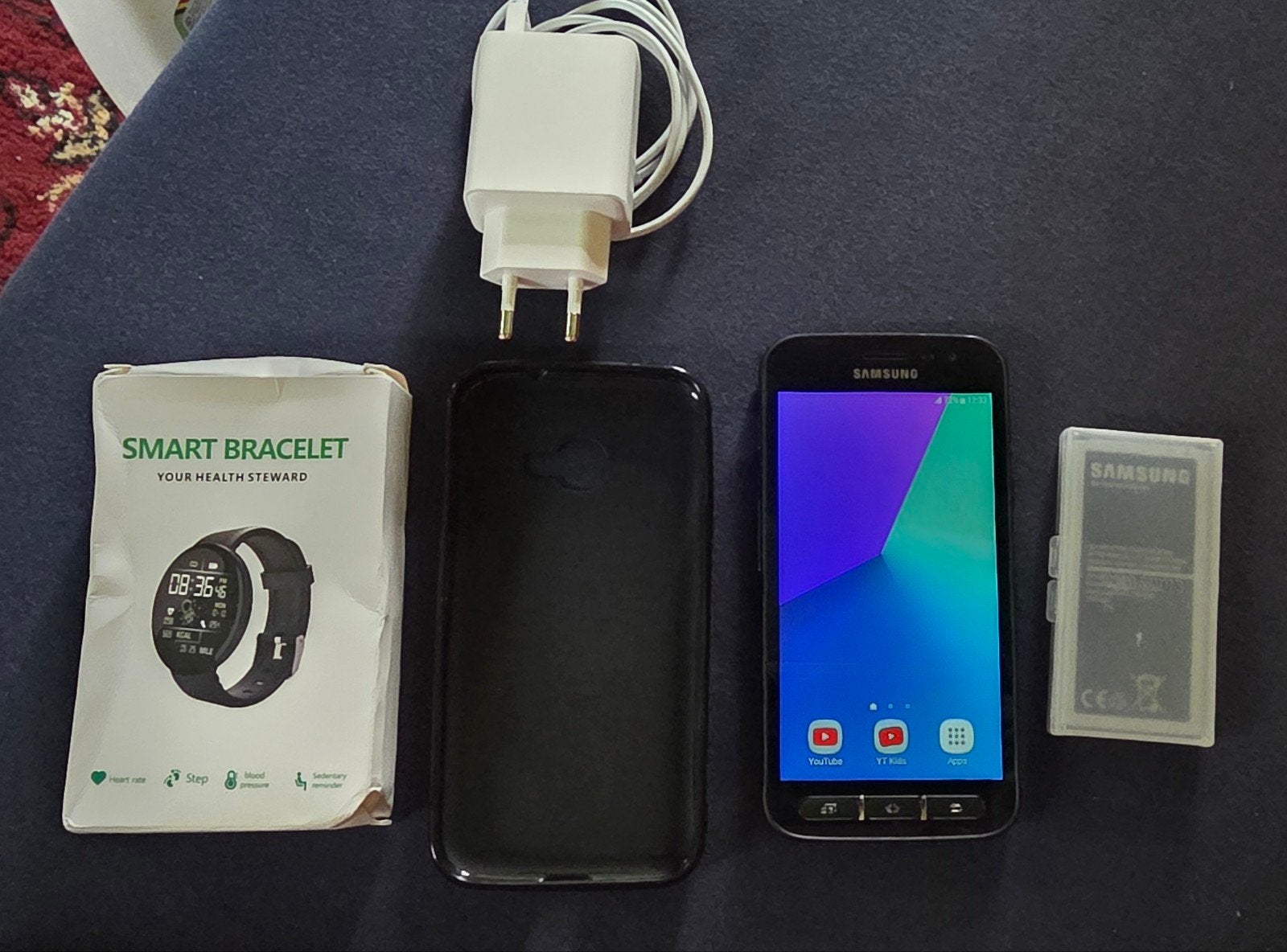 Samsung Galaxy Xcover 4, presque neuf avec accessoires
Samsu, Télécoms, Téléphonie mobile | Samsung, Enlèvement ou Envoi