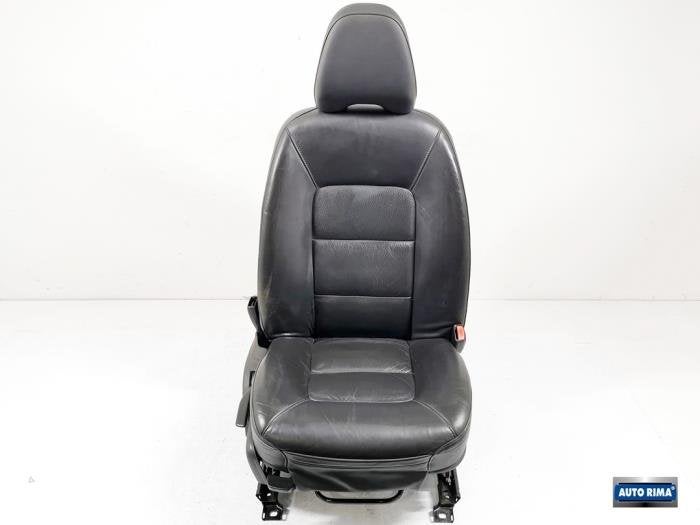 Siège droit d'un Volvo V70, -, 3 mois de garantie, -, -