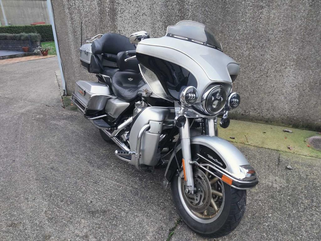 Harley Davidson - D FLHTCUI - Motorcycle, Motoren, Motoren | Harley-Davidson, Bedrijf, Overig