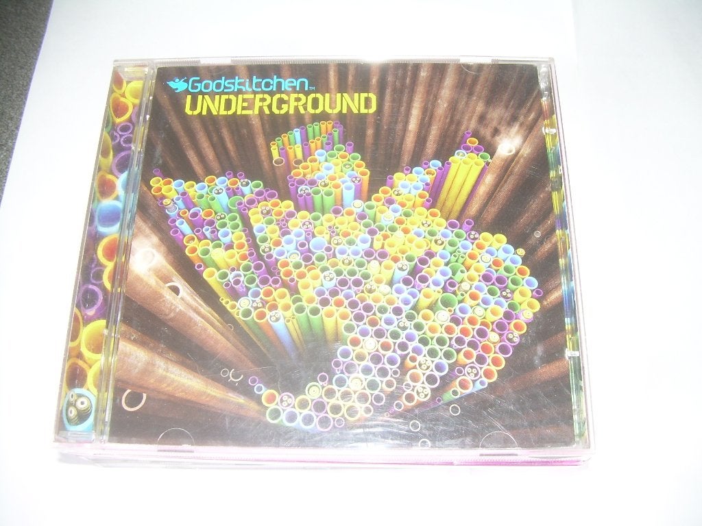 2 CD S - GODSKITCHEN - UNDERGROUND, Cd's en Dvd's, Cd's | Verzamelalbums, Ophalen of Verzenden, Zo goed als nieuw, Dance