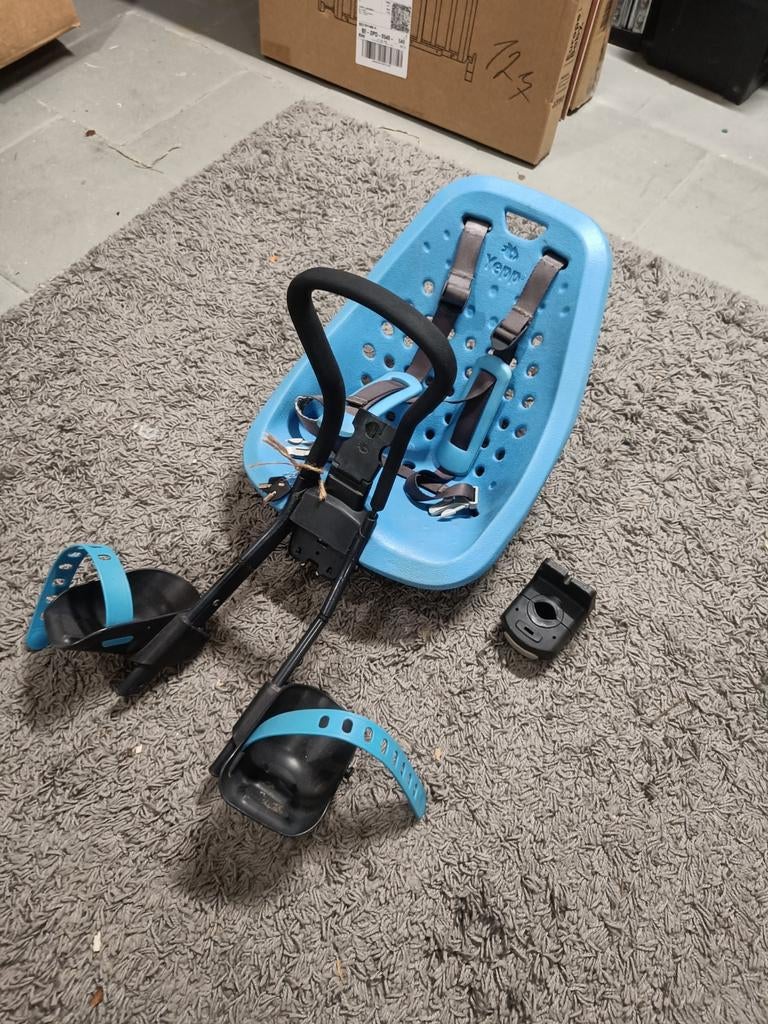 Yepp fietsstoeltje vooraan blauw, Ophalen