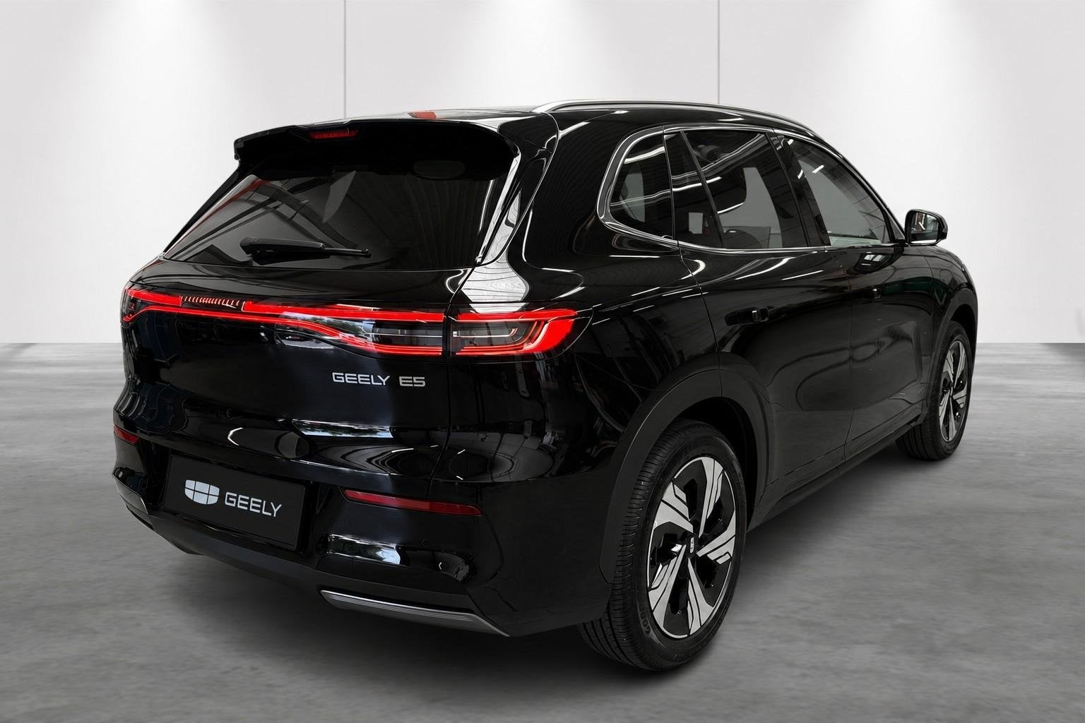GEELY E5 Max+ 68 kWh 8 JAAR 200.000 KM GARANTIE, Autos, 218 ch, Volant multifonction, 5 portes, Tissu