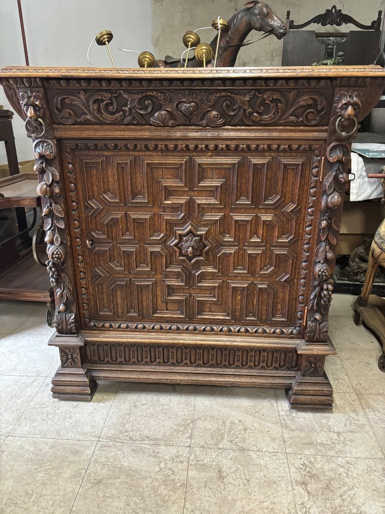 Antieke grote kast, Ophalen
