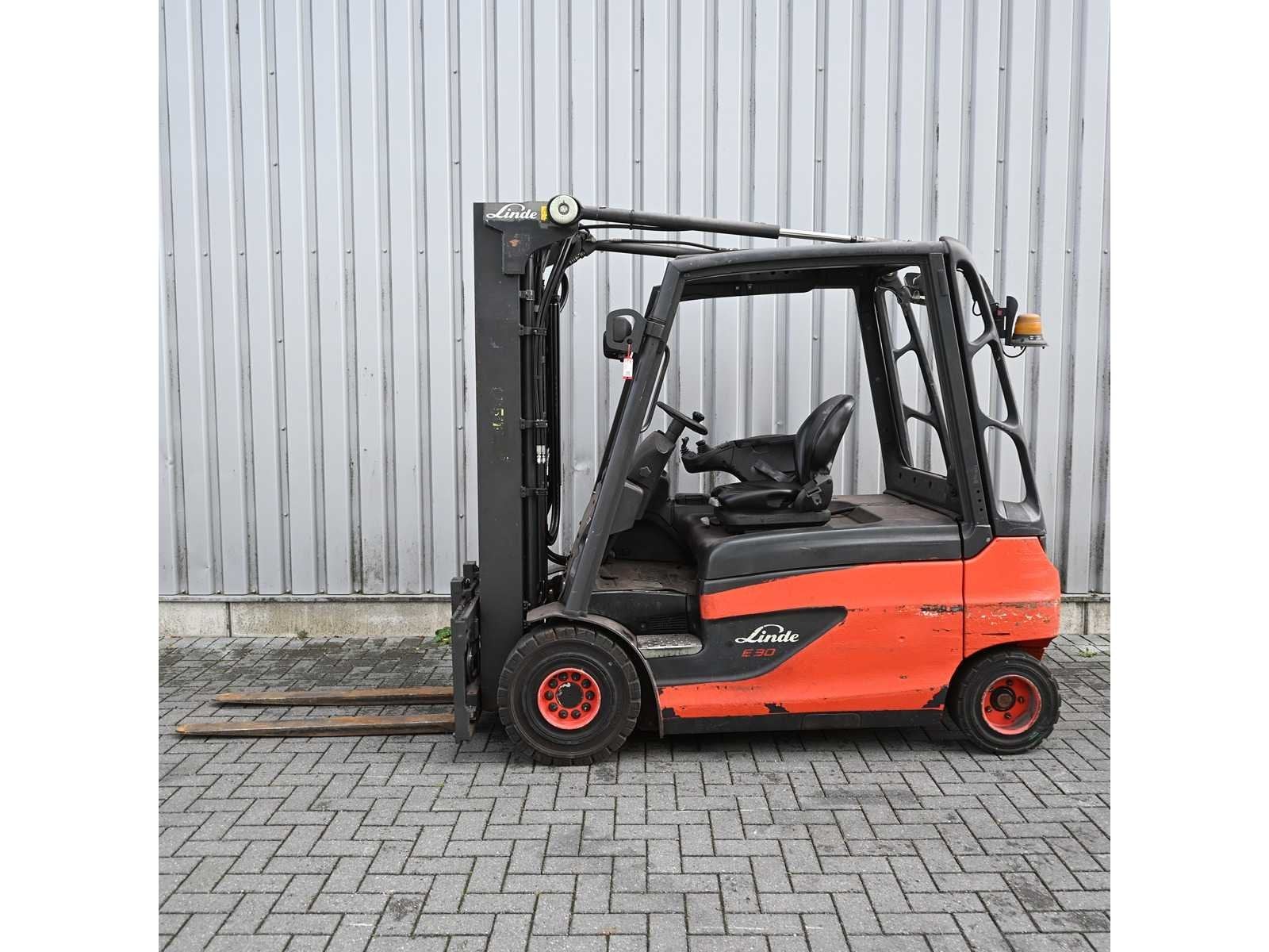 Linde E30L-01 Chargeur élévateur électrique, Électrique, Chariot élévateur, Linde