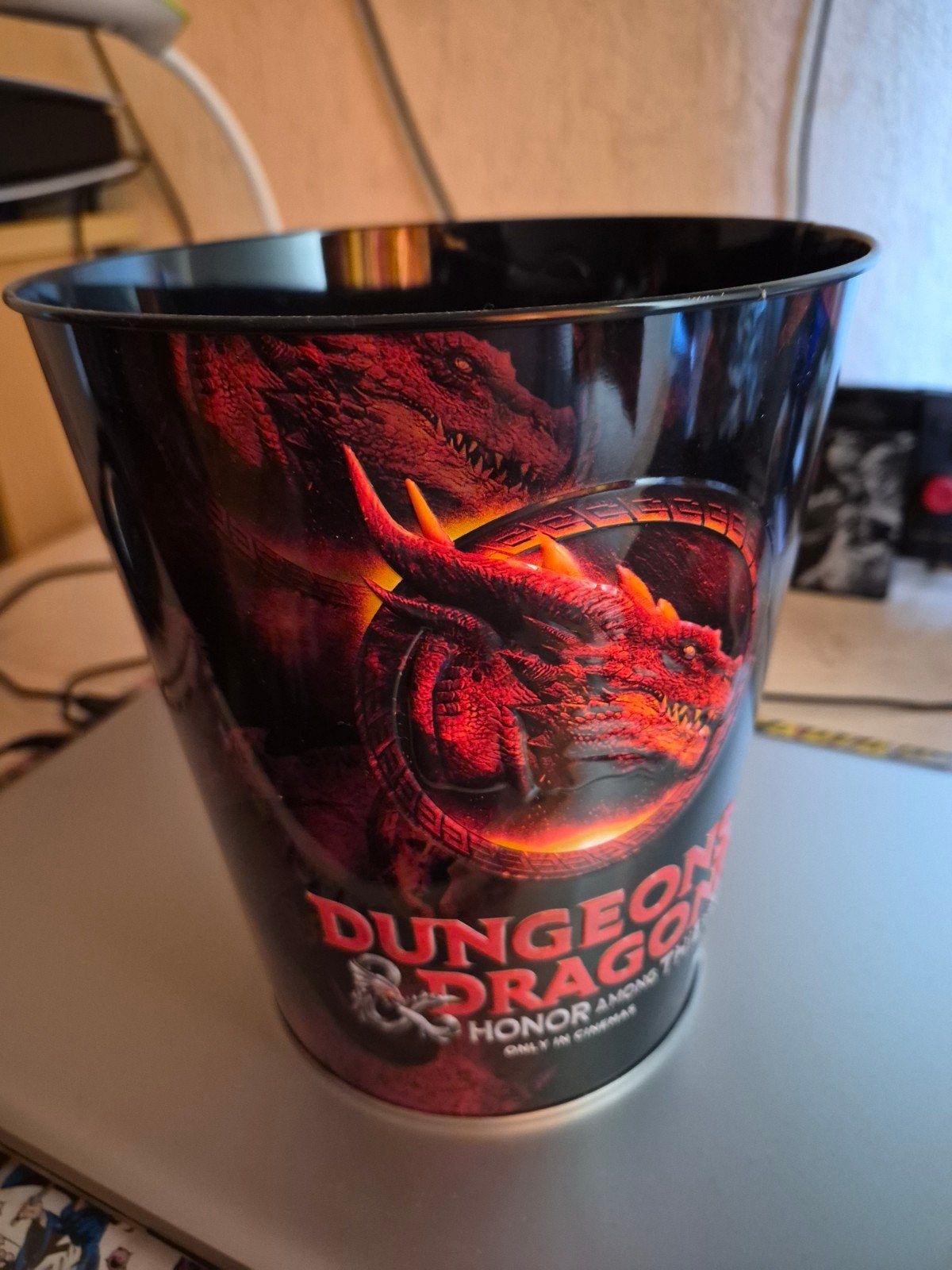 Dungeons & Dragons popcorn emmer / bucket, Huis en Inrichting, Emmers, Ophalen