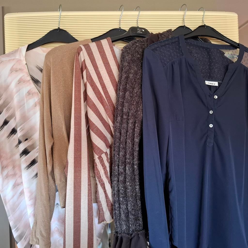 Dameskleding, volledig pakket, Ophalen, Maat 38/40 (M)